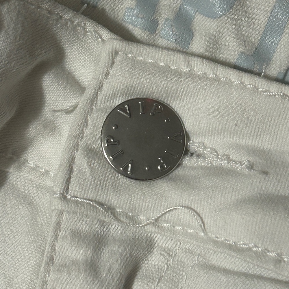 VIP JEANS - Picture 7 of 7